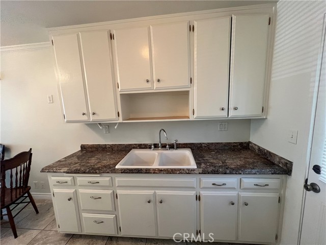 Detail Gallery Image 2 of 10 For 150 E Lakeshore Dr, Lake Elsinore,  CA 92530 - 2 Beds | 1/1 Baths