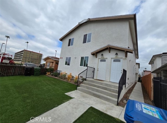 Detail Gallery Image 4 of 11 For 439 W 71st St, Los Angeles,  CA 90003 - 3 Beds | 2 Baths