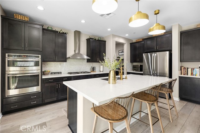 Detail Gallery Image 3 of 47 For 34743 Serissa Ct, Murrieta,  CA 92563 - 5 Beds | 3/1 Baths