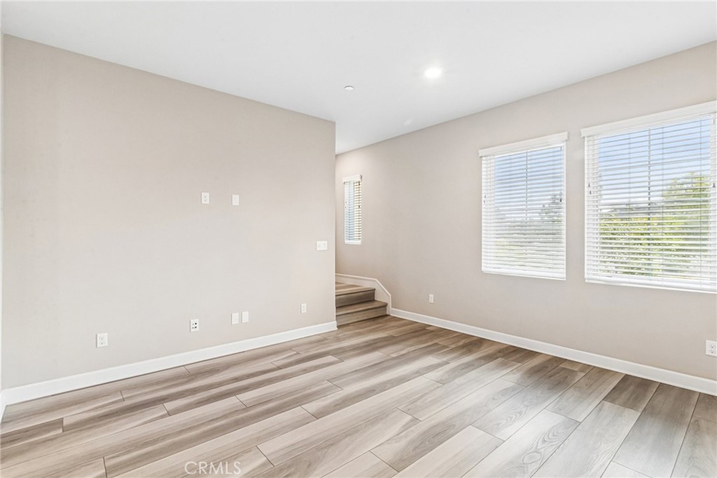 11011 Logan Way - photo 9