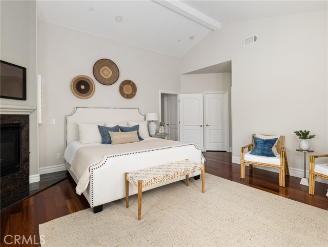 229 N Juanita Avenue, Redondo Beach CA: https://media.crmls.org/medias/830a4b29-8159-4756-a234-ce871d3d8817.jpg