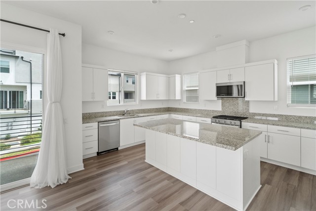 Detail Gallery Image 22 of 43 For 1302 W Bushell St, Anaheim,  CA 92805 - 4 Beds | 3/1 Baths
