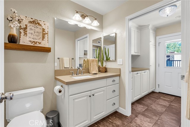 Detail Gallery Image 32 of 74 For 1250 Highridge, Riverside,  CA 92506 - 3 Beds | 3 Baths