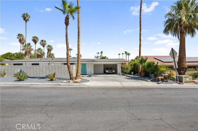 73534 Silver Moon Trail, Palm Desert CA: https://media.crmls.org/medias/830d3e57-ba43-4360-b8d5-1cbdc06089a6.jpg