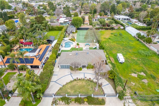 Detail Gallery Image 51 of 53 For 22637 Erwin St, Woodland Hills,  CA 91367 - 6 Beds | 5/1 Baths