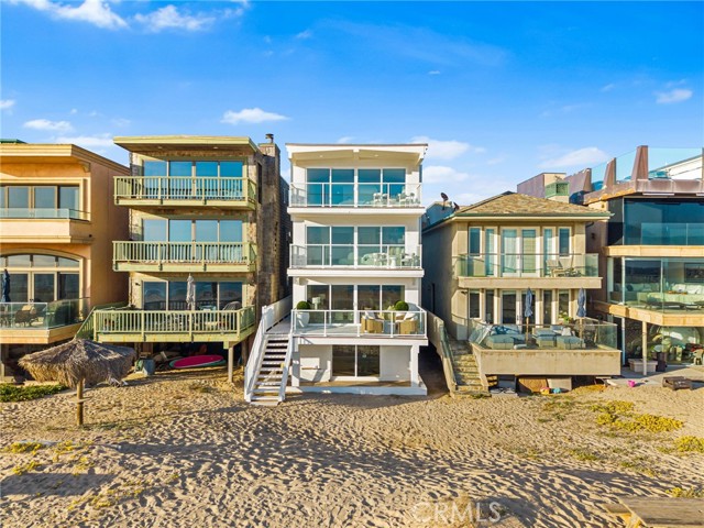 105 A Surfside Avenue, Surfside CA: https://media.crmls.org/medias/830de712-8e85-4d87-a5e2-ba60395e324e.jpg