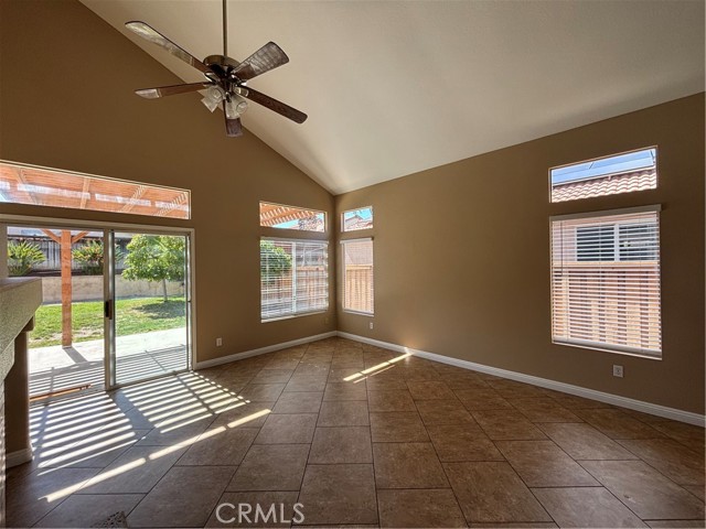 43545 Corte Logrono, Temecula CA: https://media.crmls.org/medias/830f19f0-26a6-4738-b642-ef944abc8305.jpg