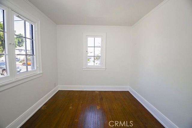 Detail Gallery Image 25 of 34 For 11343 Missouri Ave, Los Angeles,  CA 90025 - 4 Beds | 3 Baths