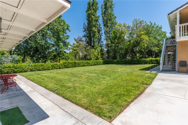 1377 Knoll Road, Redlands CA: https://media.crmls.org/medias/830fe7cc-9ae3-4aca-84ba-c73e013e7a12.jpg