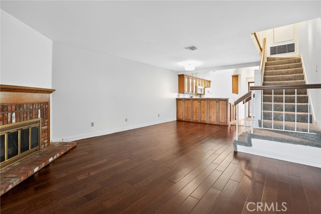 Detail Gallery Image 10 of 23 For 376 Hawaii, Placentia,  CA 92870 - 2 Beds | 1/1 Baths