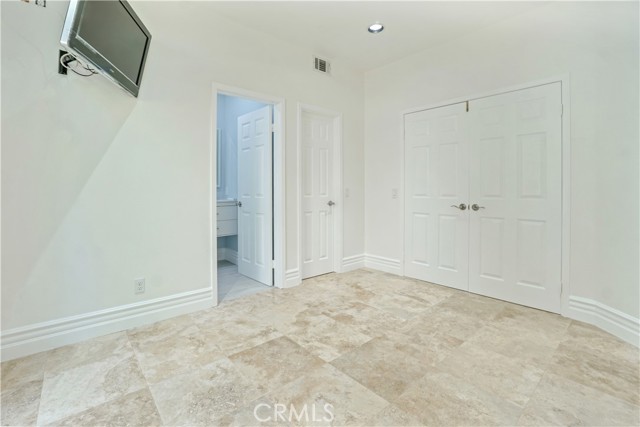 Detail Gallery Image 15 of 34 For 25792 Maple View Dr, Laguna Hills,  CA 92653 - 5 Beds | 3/1 Baths