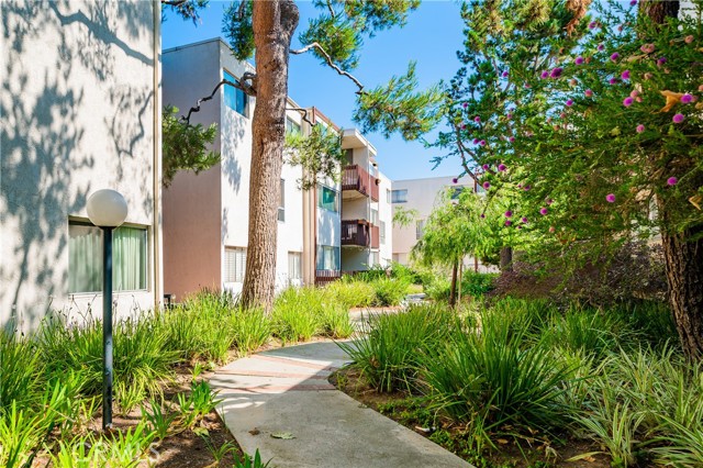 Detail Gallery Image 18 of 18 For 6050 Canterbury Dr #F324,  Culver City,  CA 90230 - 2 Beds | 2 Baths
