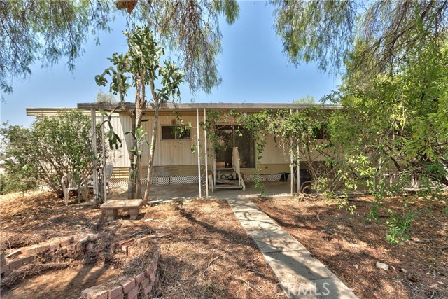 Detail Gallery Image 2 of 36 For 24363 Briggs Rd, Menifee,  CA 92585 - 2 Beds | 2 Baths