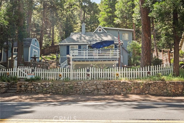 27048 State Highway 189, Blue Jay CA: https://media.crmls.org/medias/83133ef9-8792-42b9-b16e-7b574d7debc8.jpg