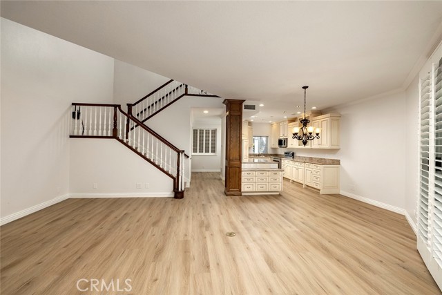 Detail Gallery Image 7 of 18 For 154 Woodburne, Newport Beach,  CA 92660 - 3 Beds | 3 Baths