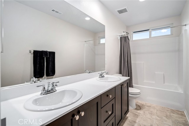 Detail Gallery Image 38 of 49 For 2434 Lugar Hermoso Ct, Rosamond,  CA 93560 - 4 Beds | 2/1 Baths