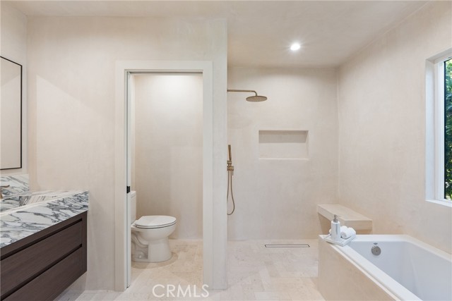 3924 Dublin Avenue, Los Angeles CA: https://media.crmls.org/medias/8314b57c-89ec-4e9f-b19e-9db65b9f0725.jpg