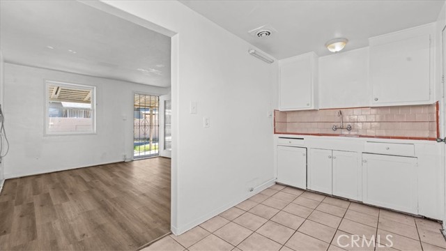 Detail Gallery Image 11 of 33 For 66175 Acoma Ave, Desert Hot Springs,  CA 92240 - – Beds | – Baths