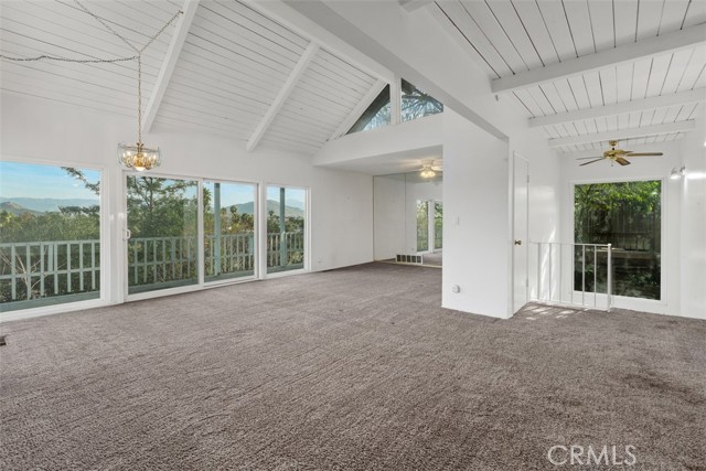 Detail Gallery Image 13 of 41 For 4121 Park View, Riverside,  CA 92501 - 3 Beds | 2/1 Baths