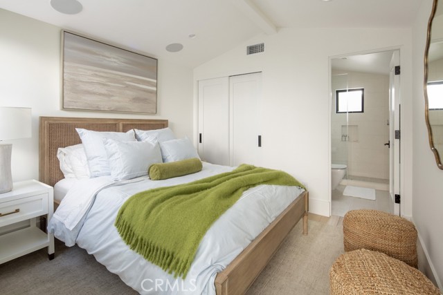 Detail Gallery Image 12 of 17 For 422 1/2 Larkspur Ave, Corona Del Mar,  CA 92625 - 2 Beds | 2/1 Baths