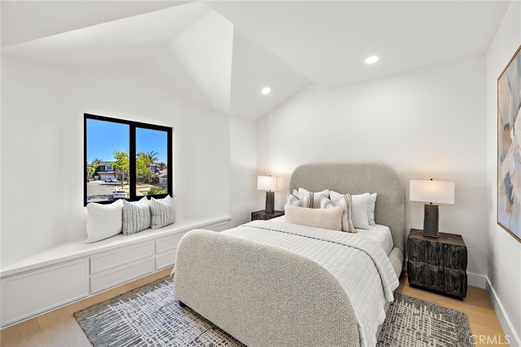 MLS #OC26165398 image #31