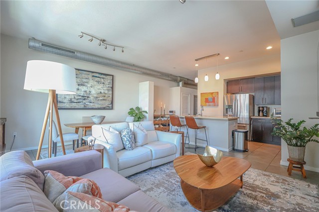 Detail Gallery Image 11 of 75 For 133 the Promenade #334,  Long Beach,  CA 90802 - 1 Beds | 1 Baths