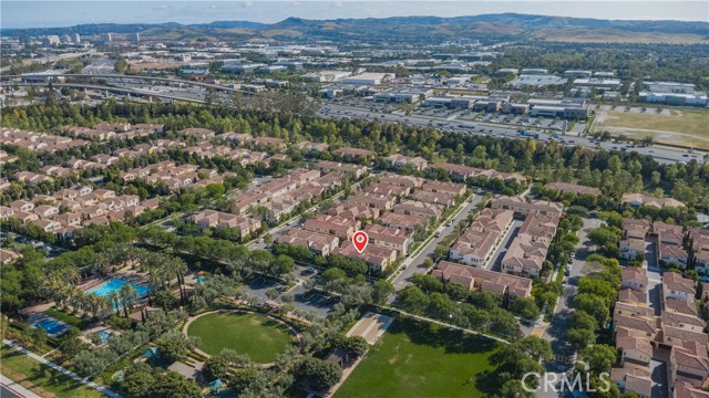 Detail Gallery Image 3 of 40 For 144 Velvet Flower, Irvine,  CA 92620 - 3 Beds | 3 Baths