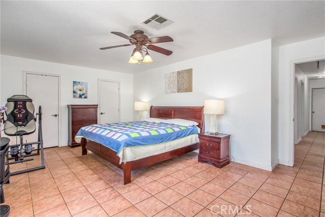 32272 Florida Avenue, Mentone CA: https://media.crmls.org/medias/831a7c9d-7156-4f96-a6cb-74f224f032ca.jpg