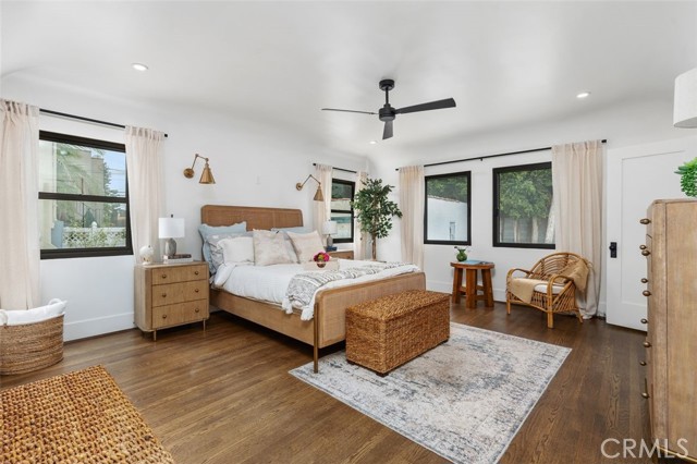 6373 W 6TH Street, Los Angeles CA: https://media.crmls.org/medias/831b03e0-4c54-4b50-9872-cdcc3c5c8ed3.jpg