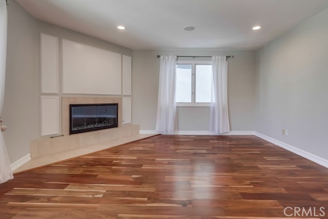 6063 Lido Lane, Long Beach CA: https://media.crmls.org/medias/831ba1f7-181a-4a4f-ac62-28fecfdfa81b.jpg