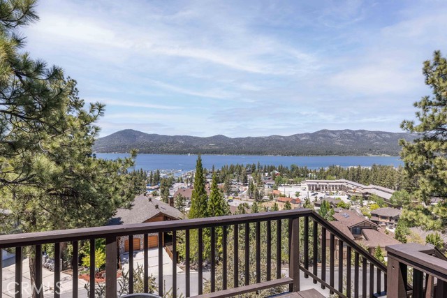 Detail Gallery Image 31 of 43 For 40618 Sunburst Cir, Big Bear Lake,  CA 92315 - 4 Beds | 3 Baths