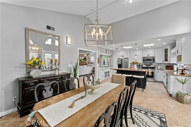 18516 Casandra Avenue, Cerritos CA: https://media.crmls.org/medias/831d4b9a-e59a-4300-ba74-35e953706c07.jpg