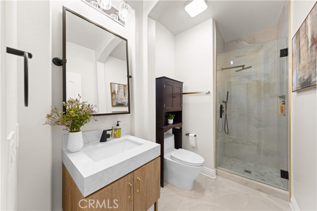 Image 24 of 71 For 23195 Stoneridge