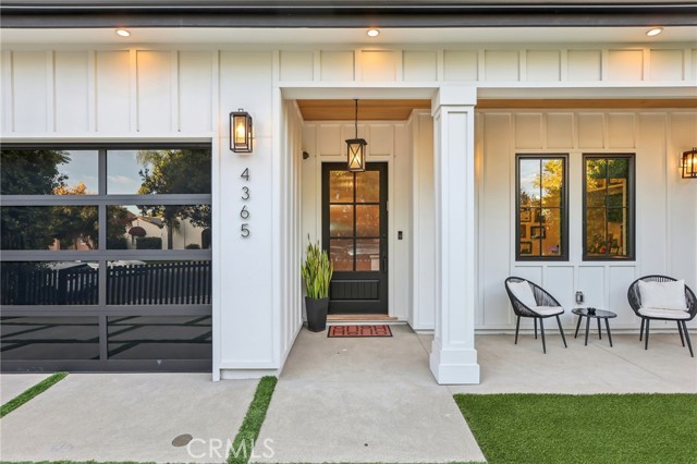 Detail Gallery Image 2 of 75 For 4365 Kraft Ave, Studio City,  CA 91604 - 5 Beds | 5/1 Baths