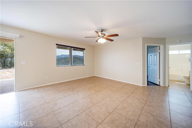 Detail Gallery Image 10 of 55 For 29448 Rock Point, Lake Elsinore,  CA 92530 - 4 Beds | 3 Baths