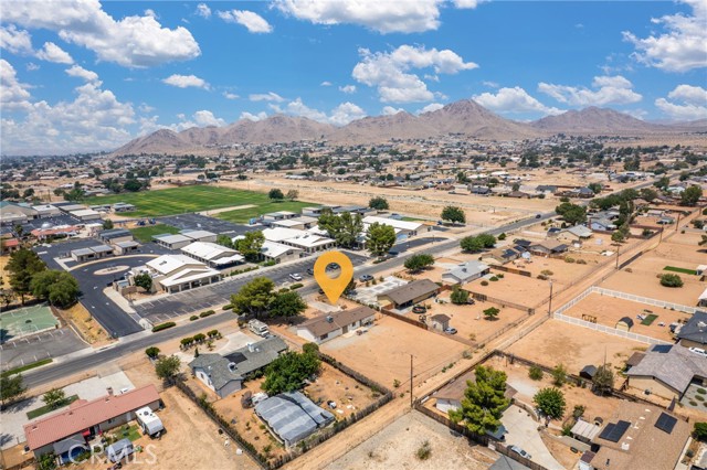 15419 Wichita Road, Apple Valley CA: https://media.crmls.org/medias/831f55a8-f9b0-4416-b4fc-6e8490bb8795.jpg