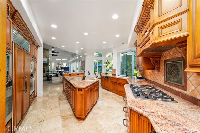 45200 Oak Manor Ct, Temecula CA: https://media.crmls.org/medias/831f7576-6b47-4bc3-8a64-6790edcd4d48.jpg