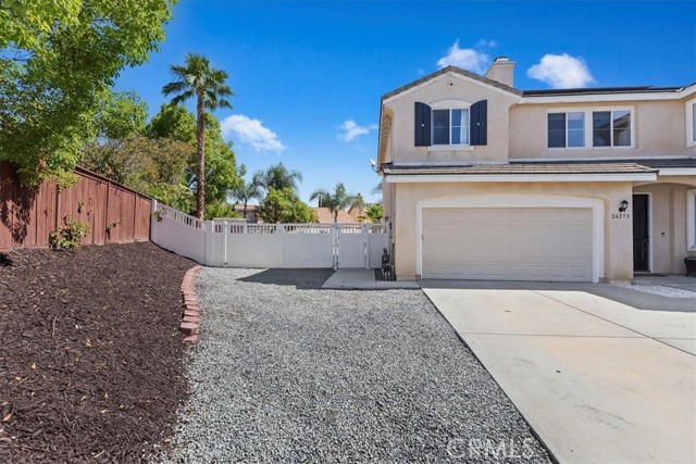 Detail Gallery Image 4 of 55 For 26273 Palm Tree Ln, Murrieta,  CA 92563 - 5 Beds | 3/1 Baths