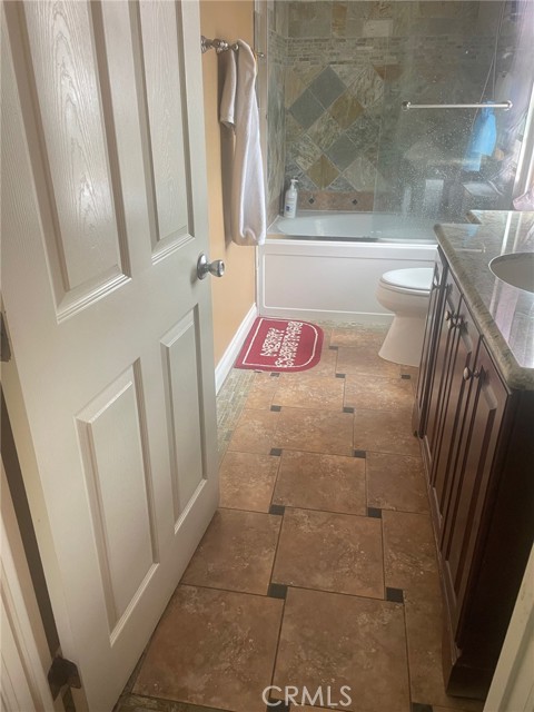 12924 Chippewa Street, Sylmar CA: https://media.crmls.org/medias/8320b075-1723-485b-ae83-fd14613bf4c0.jpg