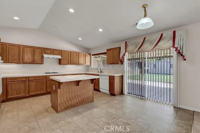 Detail Gallery Image 14 of 46 For 9620 Sierra Madre Ct, Soledad,  CA 93960 - 4 Beds | 2/1 Baths