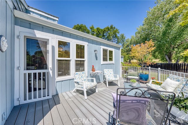 3498 Marina W Drive, Lakeport CA: https://media.crmls.org/medias/83218c46-99be-44ec-9d1d-5375f6c00bbb.jpg