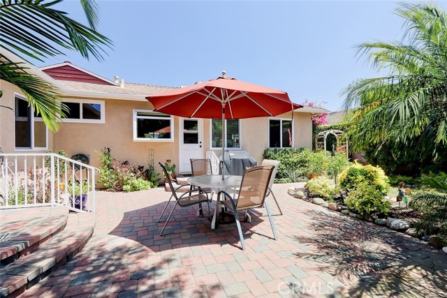 2210 Earle Court, Redondo Beach, California 90278, 3 Bedrooms Bedrooms, ,2 BathroomsBathrooms,Residential,Sold,Earle,SB22146136