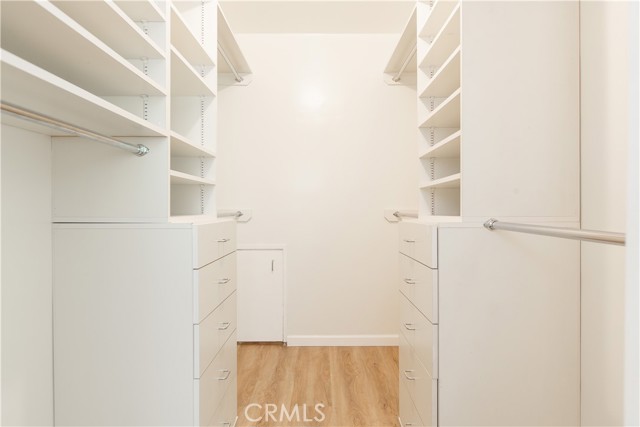 14879 Jadestone Drive, Sherman Oaks CA: https://media.crmls.org/medias/8323ebb8-c5a0-4074-81e4-98f2074f5e89.jpg