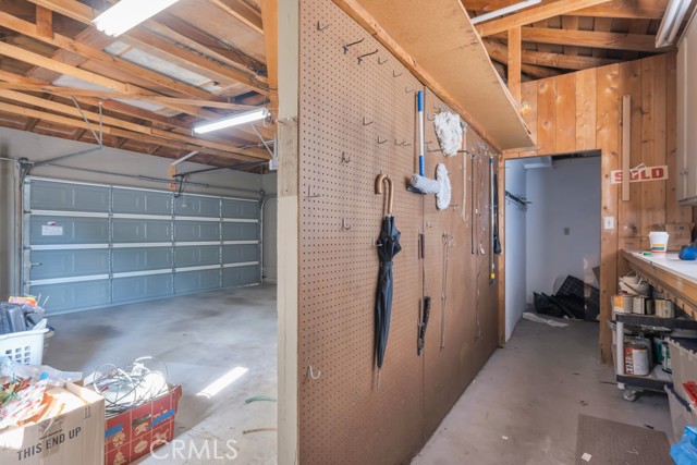 Detail Gallery Image 43 of 57 For 10132 Hadley, Northridge,  CA 91324 - 4 Beds | 3 Baths