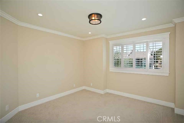 Front Residence - Bedroom 3