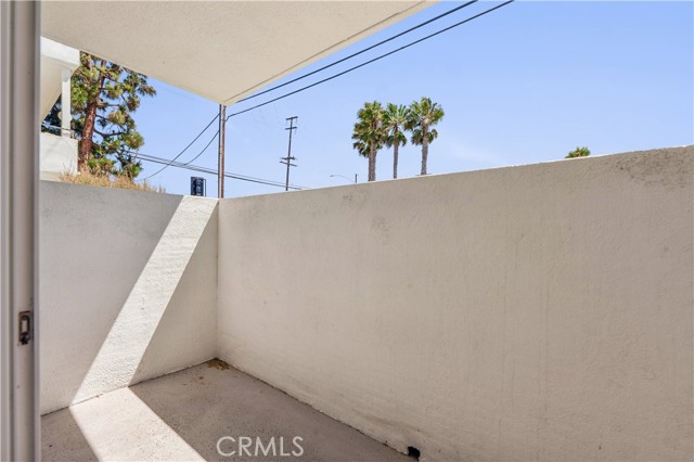 Detail Gallery Image 16 of 36 For 415 S Prospect Ave #203,  Redondo Beach,  CA 90277 - 2 Beds | 2 Baths