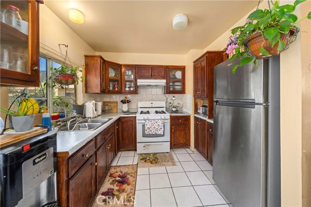 Detail Gallery Image 6 of 21 For 2921 E Avenue R7, Palmdale,  CA 93550 - 3 Beds | 2 Baths