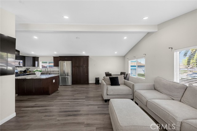 Detail Gallery Image 9 of 54 For 34653 the Farm Rd, Wildomar,  CA 92595 - 3 Beds | 2 Baths