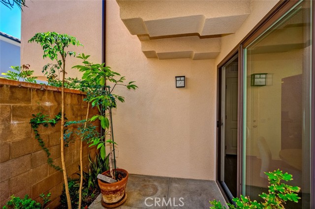 182 Firefly, Irvine CA: https://media.crmls.org/medias/83270689-b79f-4ef6-9b2b-07cdaa2822f0.jpg