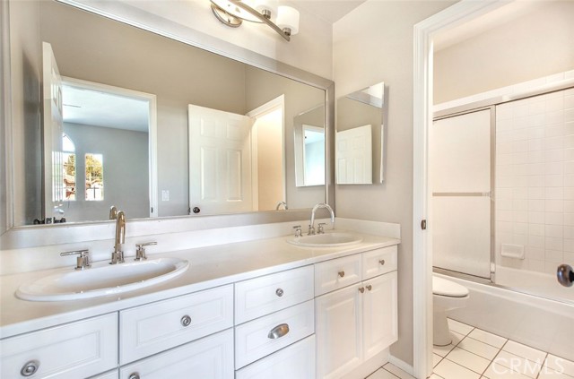 Detail Gallery Image 17 of 43 For 22705 White Oaks, Mission Viejo,  CA 92692 - 4 Beds | 3 Baths